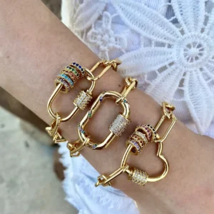 Pulsera de Latón Paperclip Retro con Colgantes Círculo, Cuadrado y Corazón — Estilo Básico para Mujer